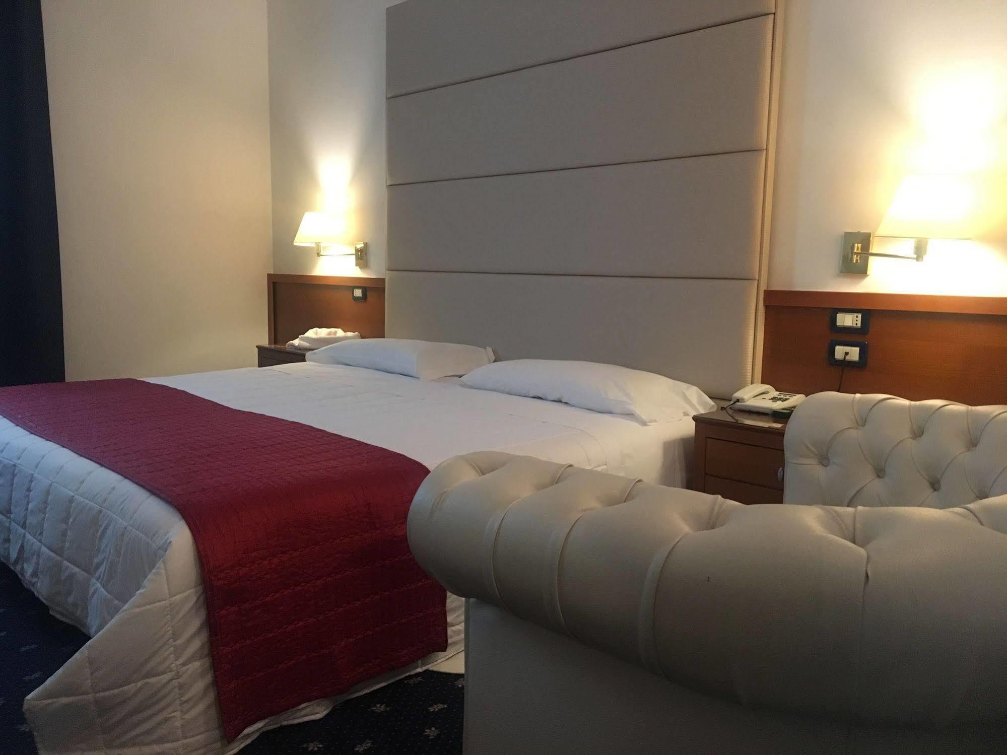 Venice Hotel Grisignano di Zocco Luaran gambar
