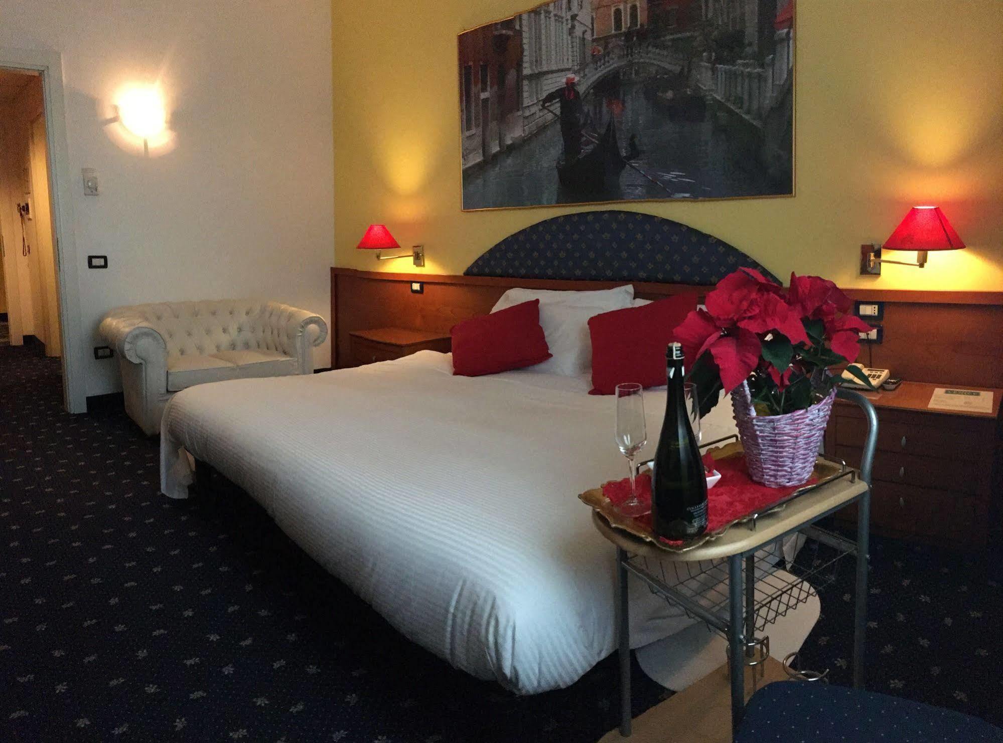Venice Hotel Grisignano di Zocco Luaran gambar